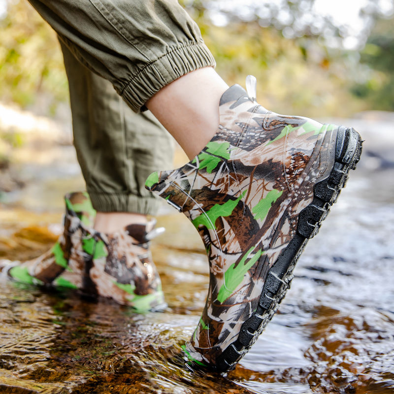 Winter rain shoes fishing equi - огляд і ціна Fishing Equipment Basic