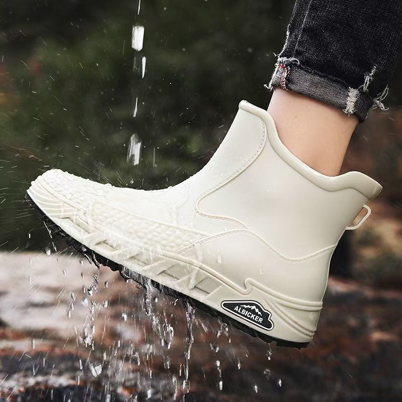 Winter rain shoes fishing equi - огляд і ціна Fishing Equipment Basic