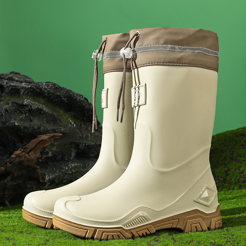 Winter rain shoes fishing equi - огляд і ціна Fishing Equipment Basic