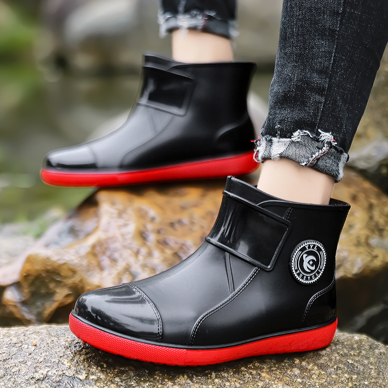 Winter rain shoes fishing equi - огляд і ціна Fishing Equipment Basic